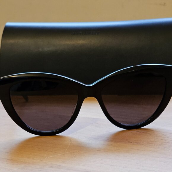 YSL Yves Saint Laurent Sunglasses - Picture 3 of 7